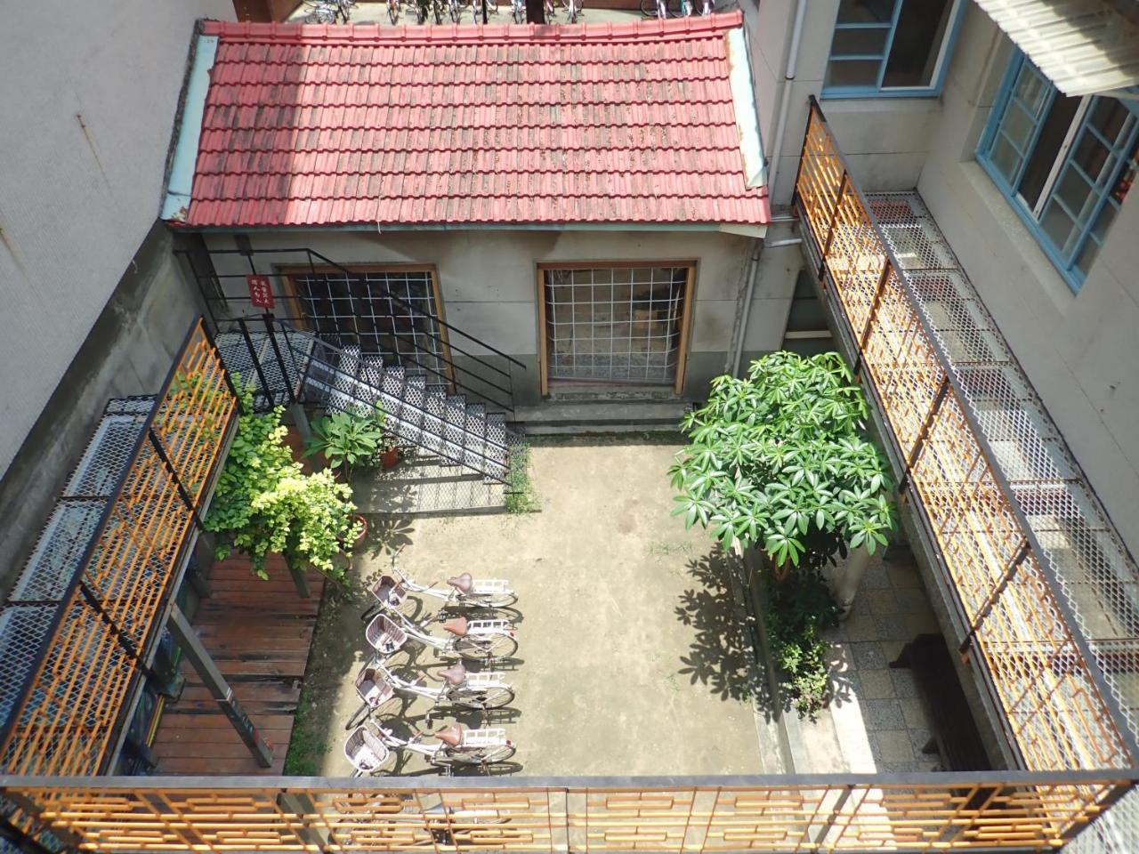 City Hut 1828 Tainan Exterior foto